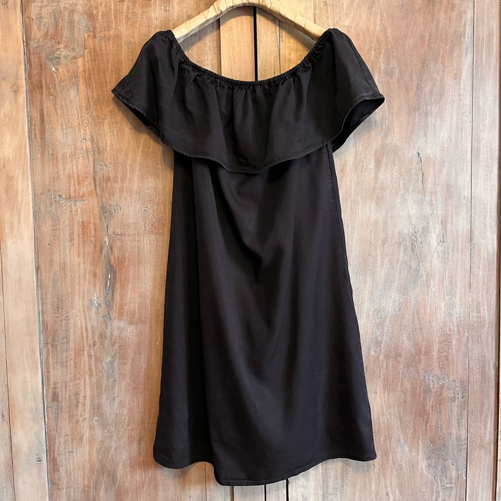 APT9 Off the Shoulder Sundress Black Size L